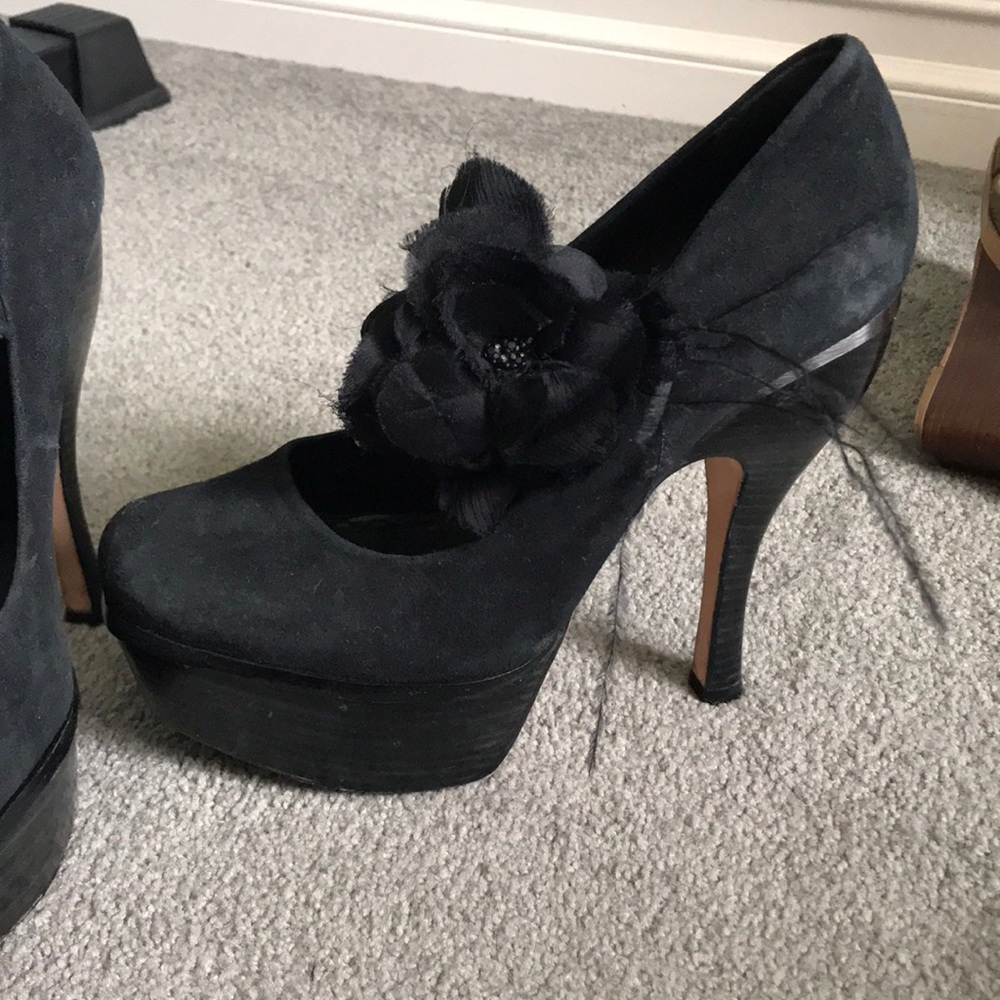 Alice + Olivia black suede platform pumps sz 8.5 - Picture 2 of 5